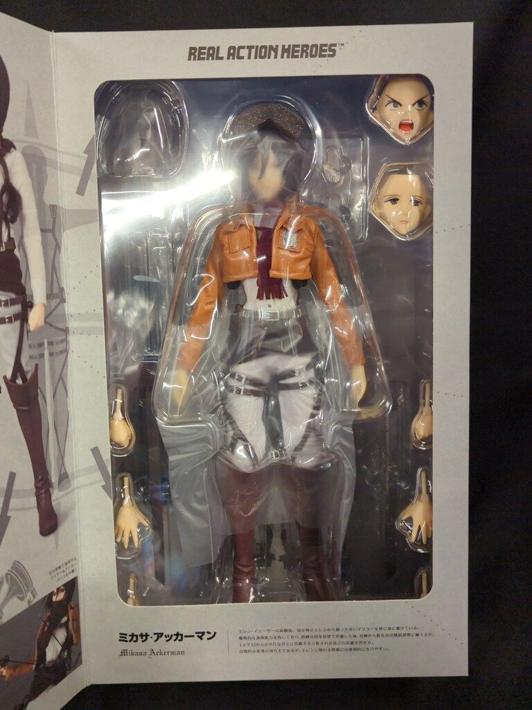 Medicom RAH 1/6 Mikasa Ackerman Figure Attack on Titan Japan