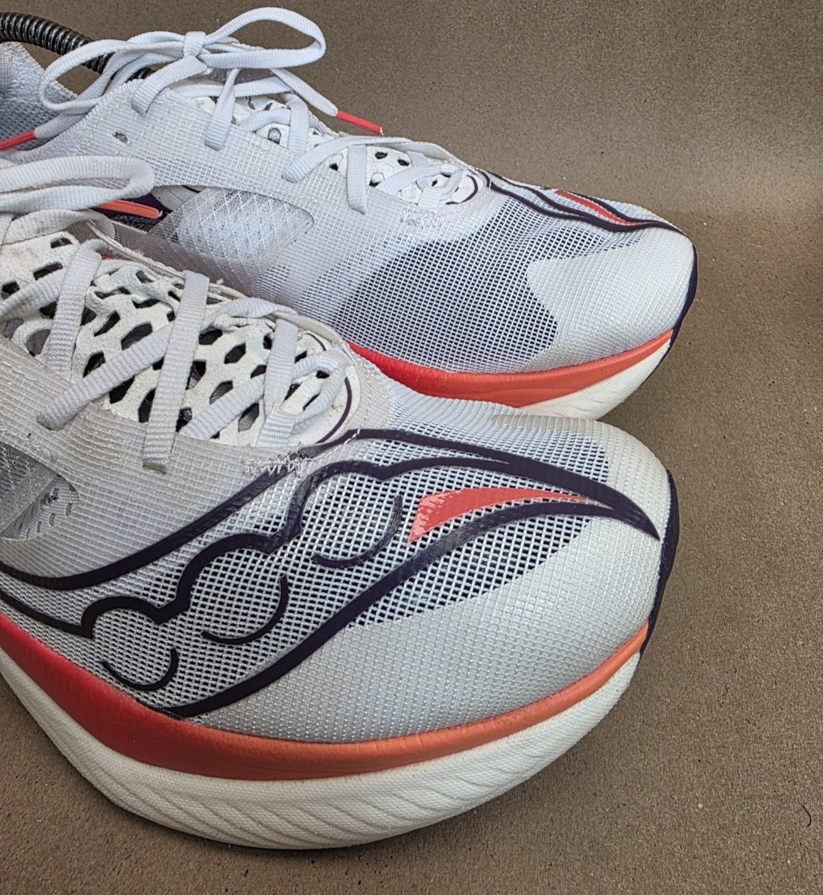 Saucony Endorphin (Sz 10) Elite Mens White Orange Purple Running Shoes Sneakers thumbnail 4