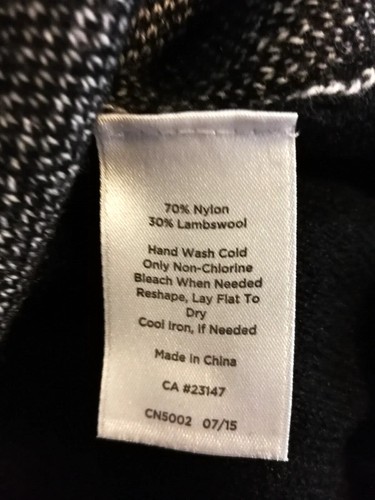 Talbots Womens Sweater MP Petite Black White Snowflake Knit Lambswool Blend - Picture 4 of 4