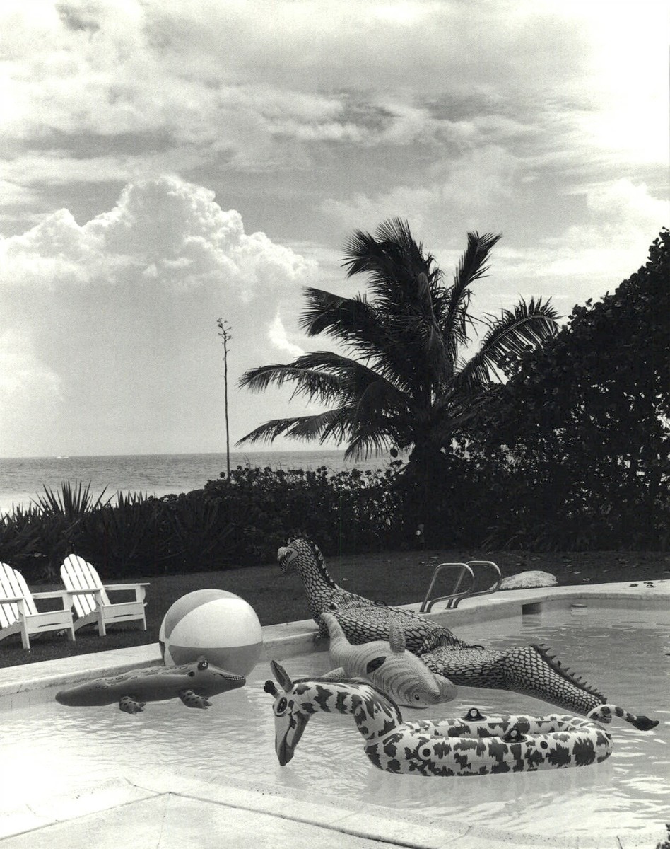 SOUTH BEACH Stories ヴェルサーチ bruce weber SOUTH BEACH Stories ヴェルサーチ bruce weber South Beach