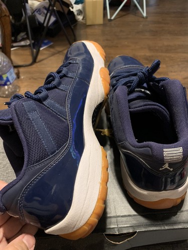 Nike Air Jordan 11 Retro Low Midnight Navy Gum Men's Size 11 2016 528895-405 - Picture 4 of 7
