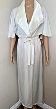 NWT Vintage VAL MODE Ivory NYLON Robe Embroidered SATIN Collar sz PETITE 