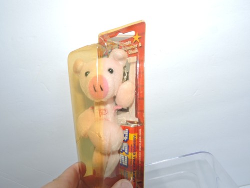 Pez plush pig dispenser key chain 2004 - Picture 2 of 4
