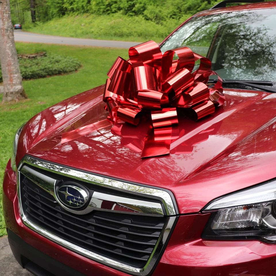 Arco Coche 24" Rojo para Regalos y Decoraciones Navideñas, Impermeable por Gwen Studios Foto 2 de 4