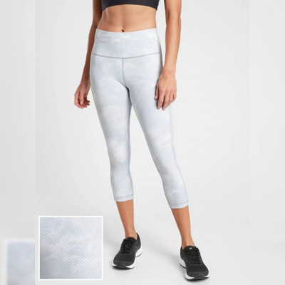 Athleta Ultimate Stash Pocket Printed Workout Capri White  SIZE  1X  New