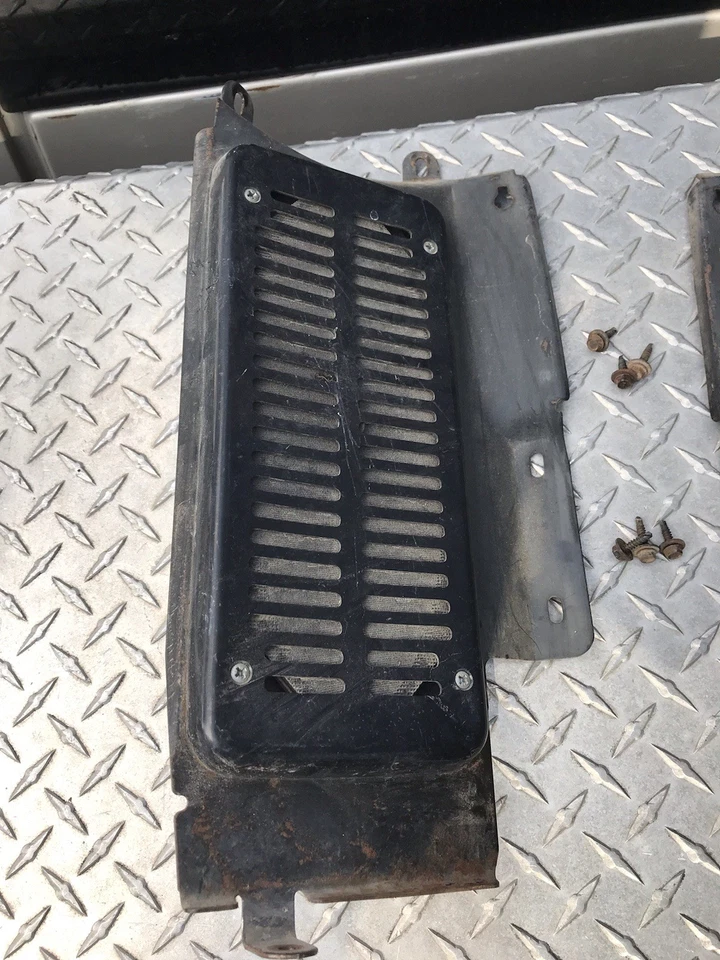 73-87 Chevy GMC Squarebody Speaker Mount Bracket Cab Corner Rear Seat Left Right - Image 3 of 4