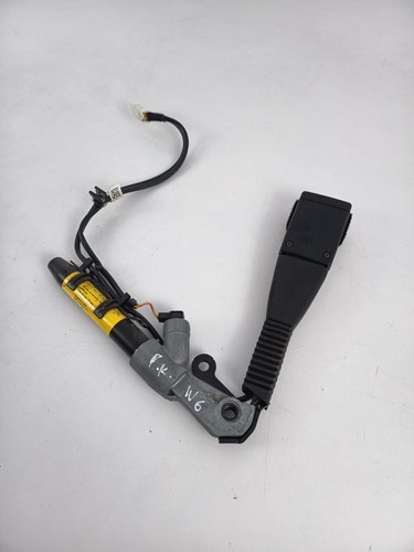 BMW X3 F25 2017 Vorne links Gurtschloss vorne 7256645 WES14270