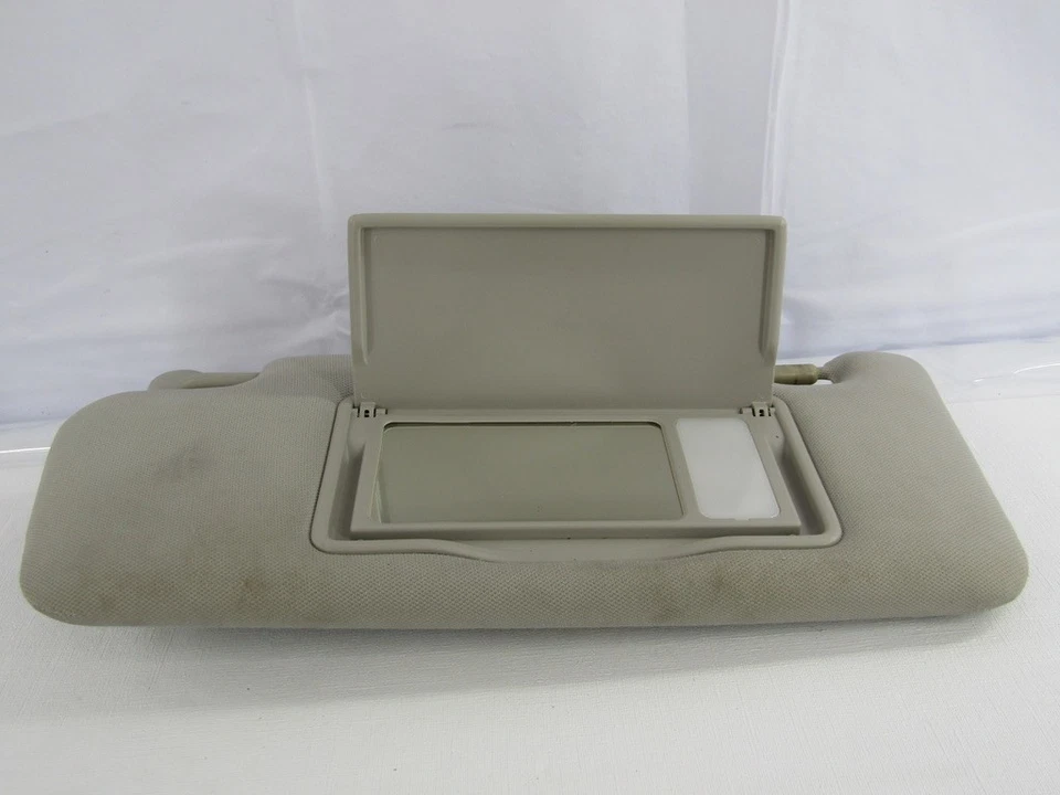 Subaru Outback 2005-2009 parasol lado izquierdo del conductor con espejo beige OEM Foto 2 de 4