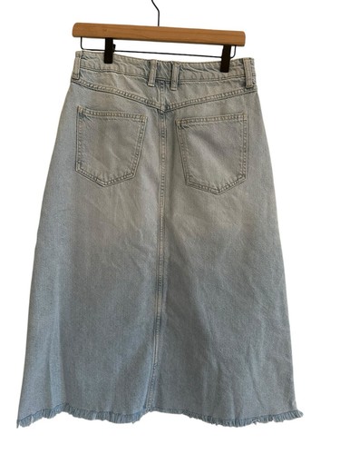 We The Free Midi Denim Jean Skirt Sz 4 Free People Light Wash Frayed 5 Pocket - Picture 8 of 8
