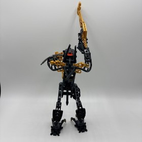 INCOMPLETE LEGO Bionicle Reidak Piraka 8900 Black Gold Missing Leg cover & zamor