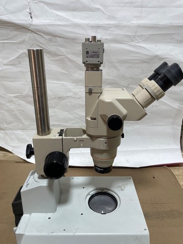 Microscopio Olympus SZX-ILLD100 con fotocamera SZ60/CCD KP-D20BU/WF10x/20 - Foto 9 di 17