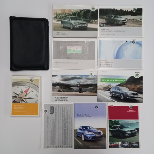 SKODA OCTAVIA 2009-2012 BETRIEBSANLEITUNG RADIO HANDBUCH & GELDBÖRSE FAHRERPAKET