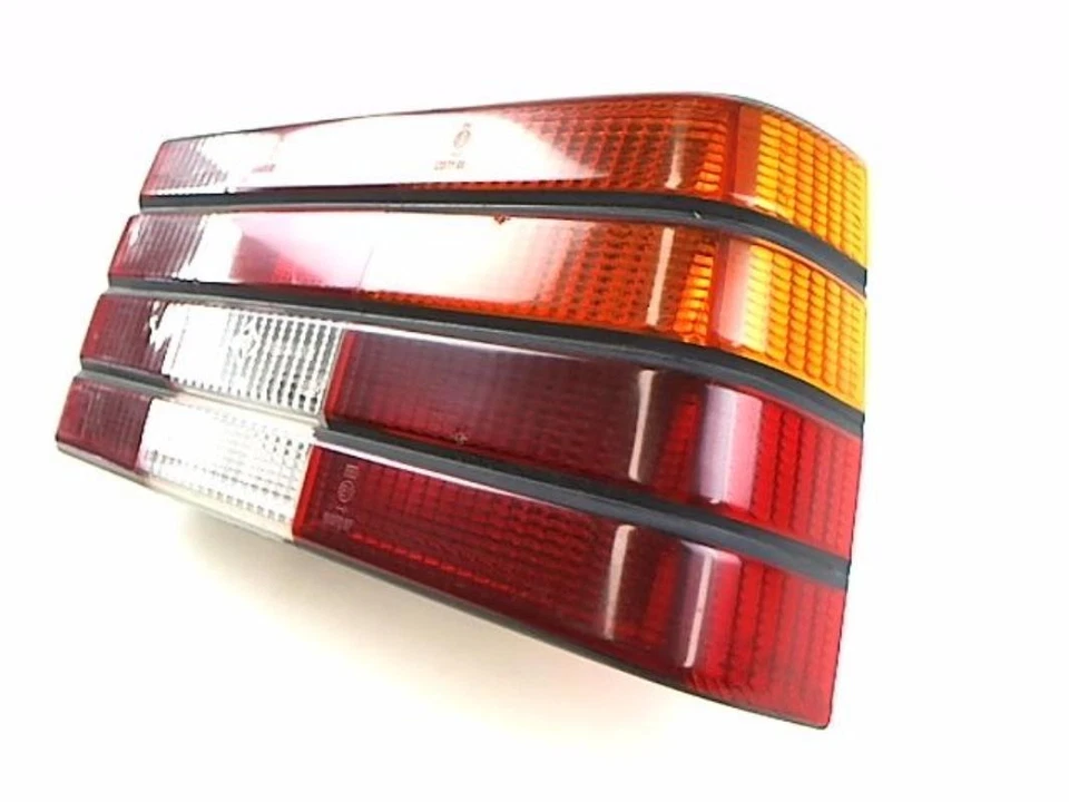 Luz trasera principal derecha (luces) OPEL ASCONA C - Imagen 2 de 4