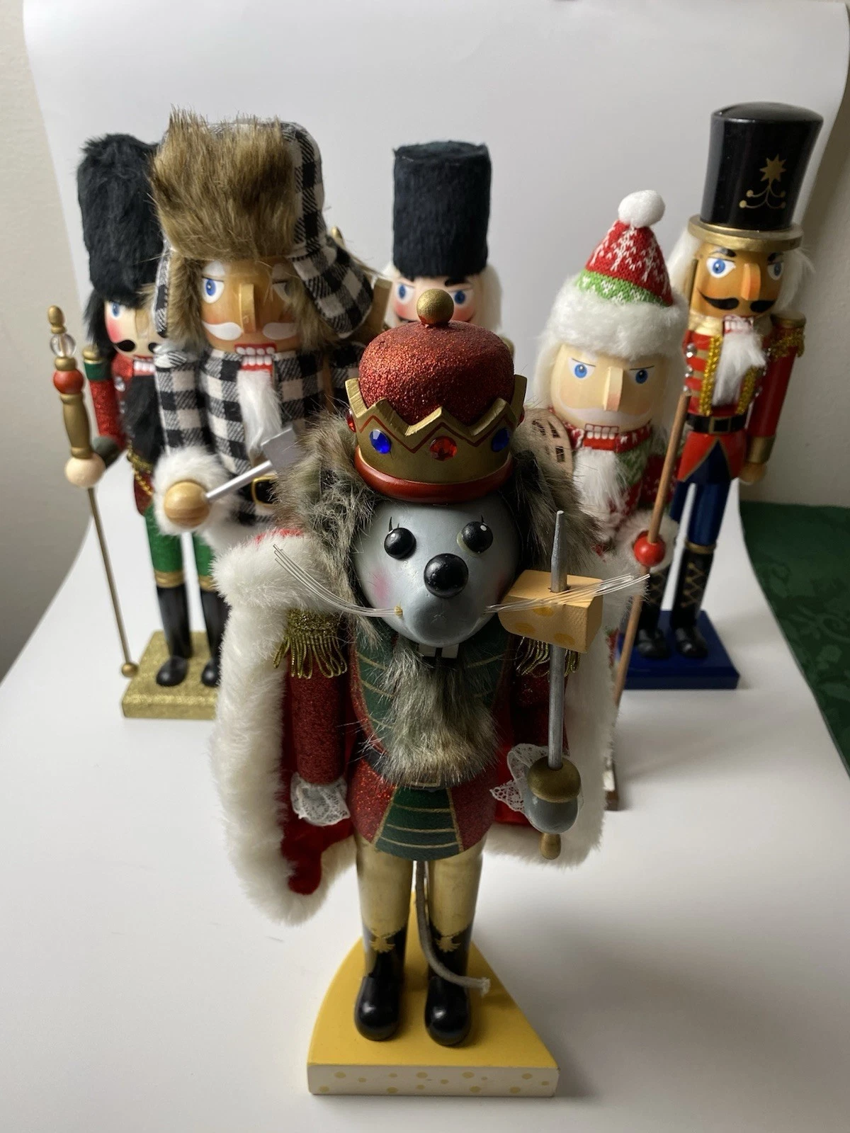 Set Of 6 Large Wood Nutcracker Christmas Holiday Decor: Santa, Rat, Soldier
Opens in a new window or