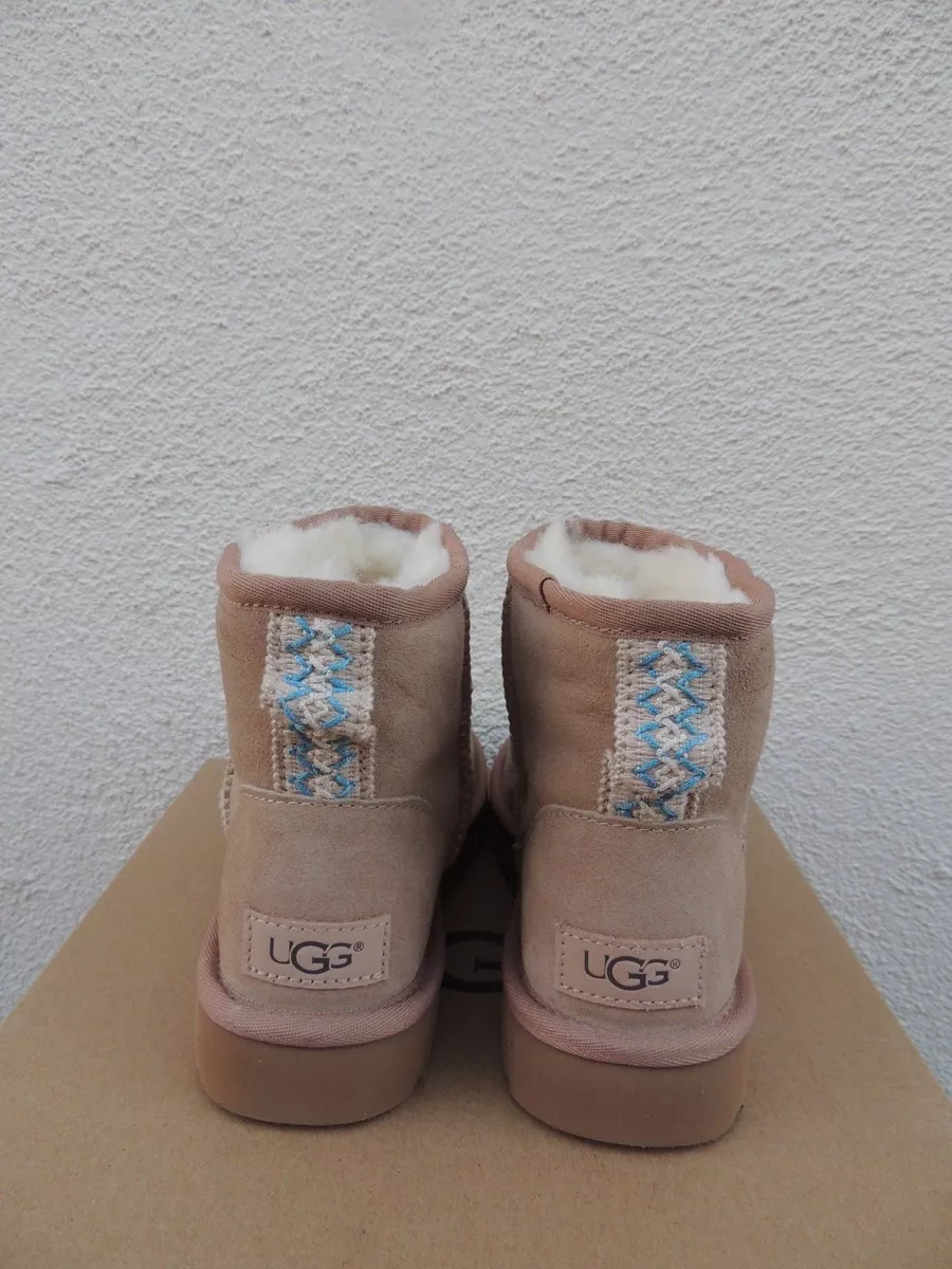 UGG CLASSIC MINI 40 40 40 ANNIVERSARY SHEEPSKIN BOOTS WOMEN US 11