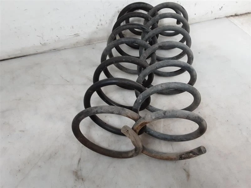 Jeep TJ Wrangler Rubicon Stock Front Coil Springs 52060130AA 2003-2006 89368 - Image 2 of 4