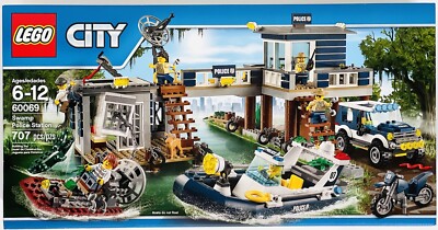 LEGO 60069 City Swamp Police Station Forest RETIRED Set 707pcs NEW