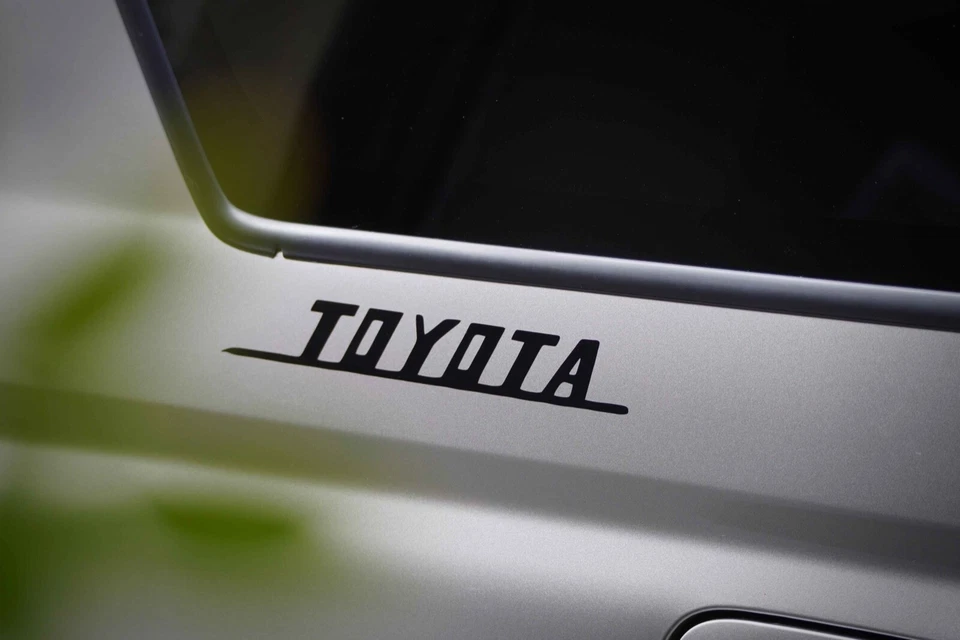 Calcomanía de vinilo retro para Toyota Land Cruiser, 4Runner, Tacoma, Tundra, FJ Foto 3 de 4