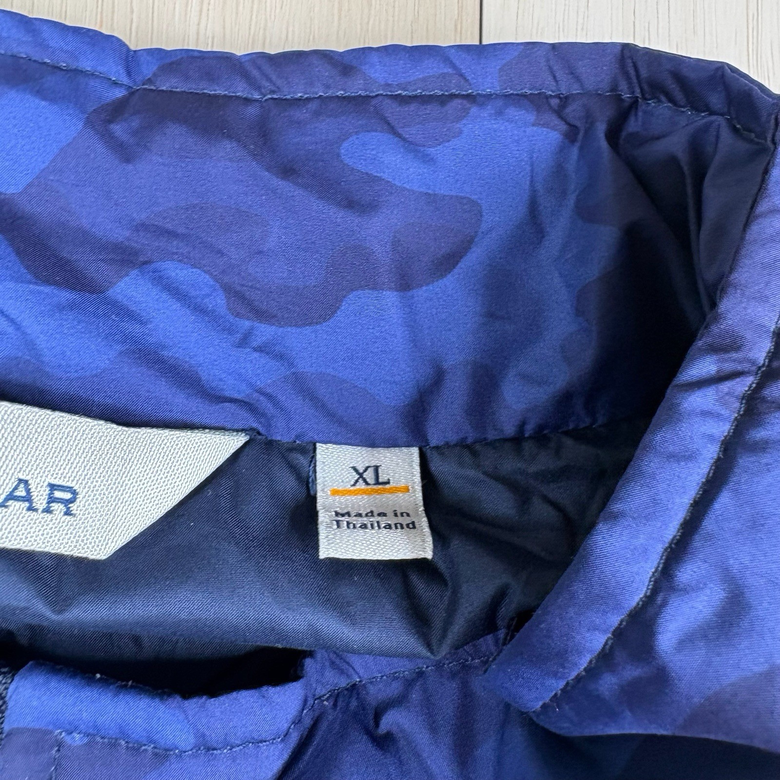 Peter Millar Camo Hyperlight Vest Performance Qui… - image 7