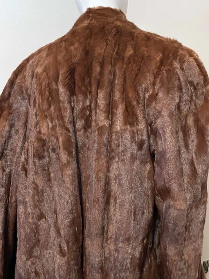 Precioso abrigo visón The Hudson Bay Company rojo marrón vintage para dama Lg Foto 4 de 4