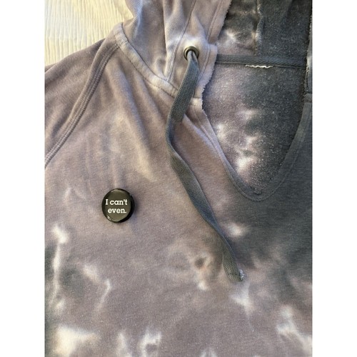 Blue Gray White Tie Dye XL Women's Hoodie with "I can't even" pin black white - 第 2/8 張圖片