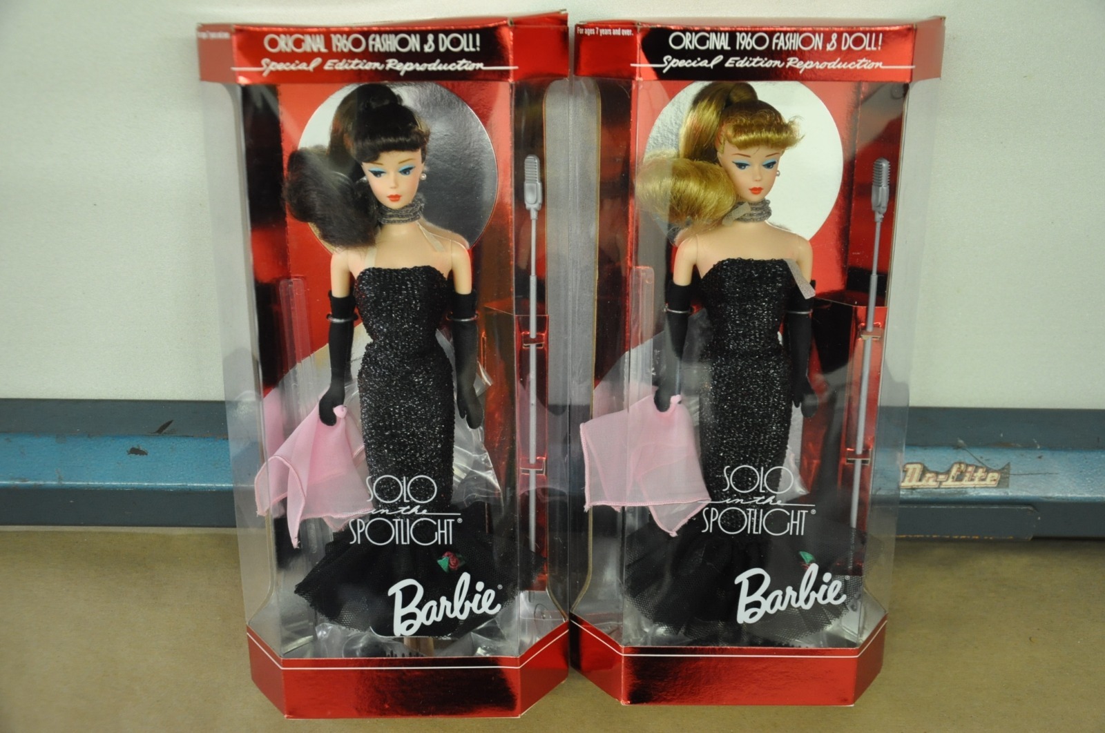 Nuevo en caja NRFB Barbie Lote De 2 Morena & Blonde solo en el centro de atención se reproducción Nuevo en caja NRFB Barbie Lote De 2 Morena & Blonde solo en el centro de atención se reproducción