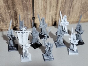 Warhammer Lot Island Of Blood Skavens & Hauts Elfes, Figurines Peintes Noires + Malette