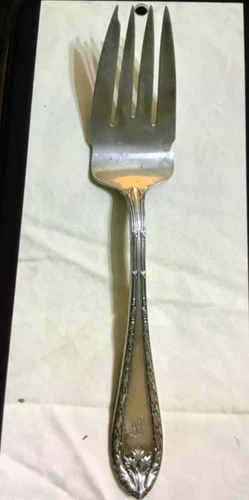9" sterling silver serving fork approximately 3.537 oz, Wallace Silversmiths