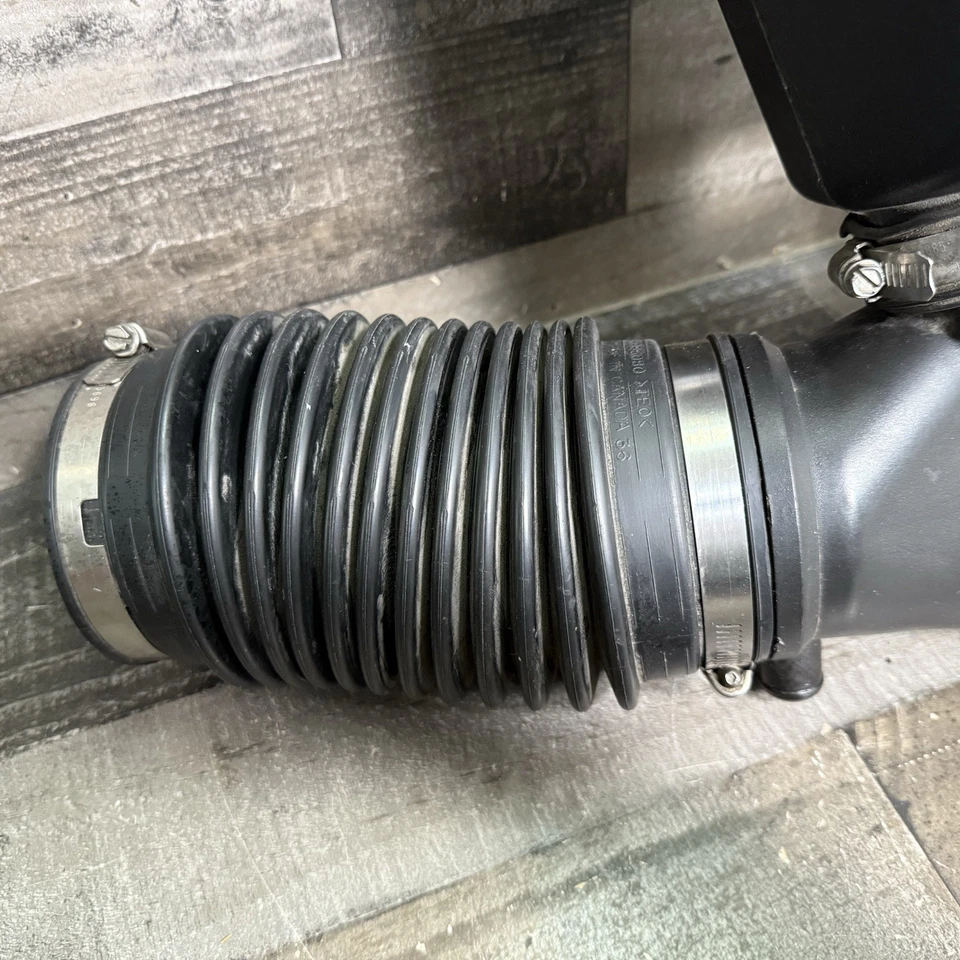 1995-1999 Chevy GMC V8 5.7 Vortec воздухозаборник резонатор асс. Yukon Tahoe Sierra - Изображение 3 из 4