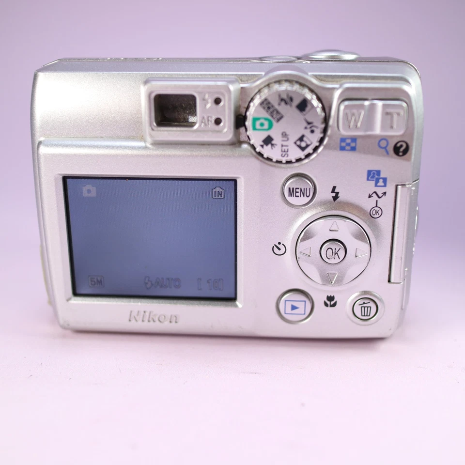 Nikon Digital Camera Coolpix 5600 5.1MP Silver Tested *Read* - Image 3 of 4