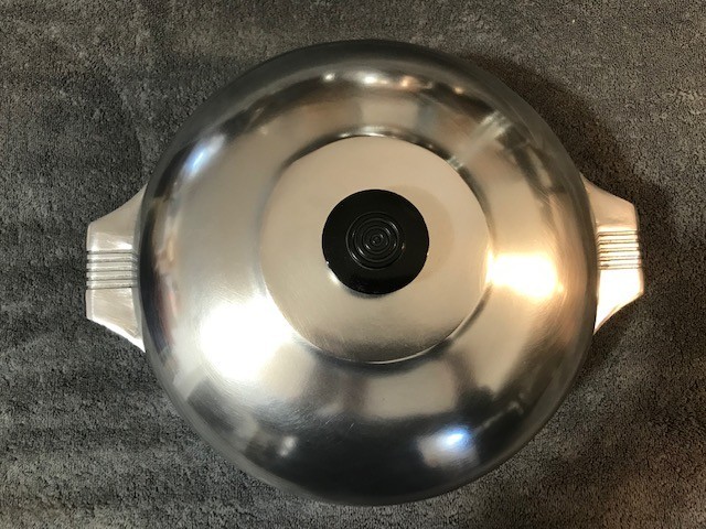 Cleaned & polished Wagner Ware Magnalite  Roaster Dutch Oven 4248 P 5qt.+Trivet