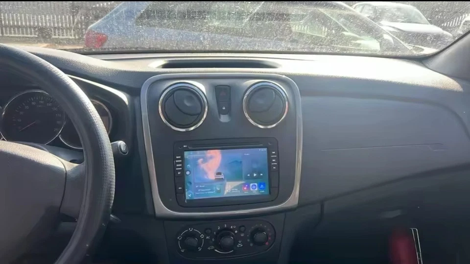 Autoradio Android Per Dacia Duster, Sandero, Logan Renault Captur  2 G 32G Wifi - Immagine 4 di 4