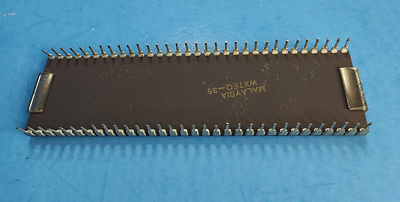 Vintage Motorola 68000 MC68000L10 32bit 10MHz DIP 64 Ceramic HMOS