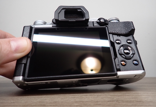 Olympus OM-D E-M5 Mark III 20.4 MP Mirrorless Interchangeable Lens Camera -... - Picture 2 of 12