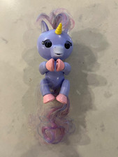 Fingerlings Baby Unicorn Alika Purple Rainbow Mane Tail Interactive Baby Pet