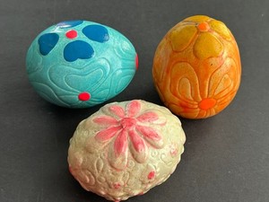 3 VTG MCM Retro Ceramic Easter Eggs Made in Korea 2.5" x 2"