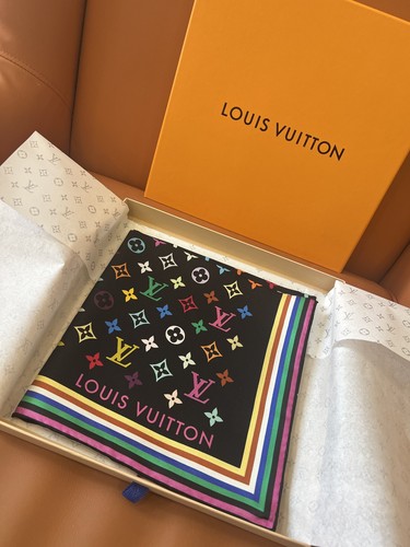 Classic monogram square handkerchief, dimensions: 90 x 90 cm