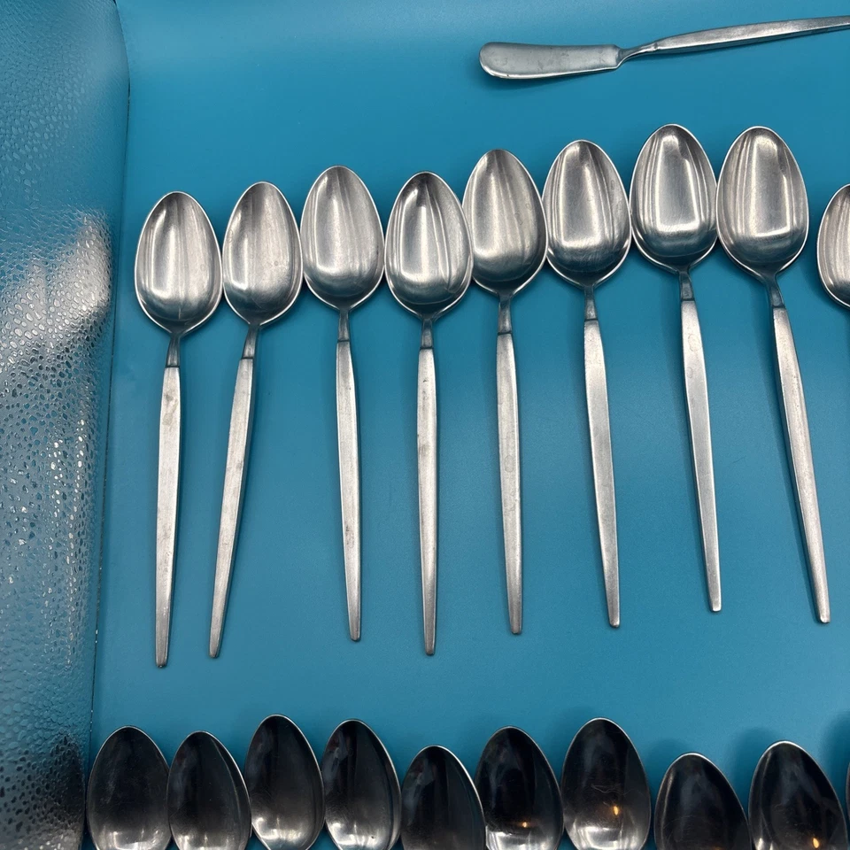 Cubiertos vintage de acero inoxidable Astro de Stanley Roberts Japón MCM 38 piezas Foto 2 de 4