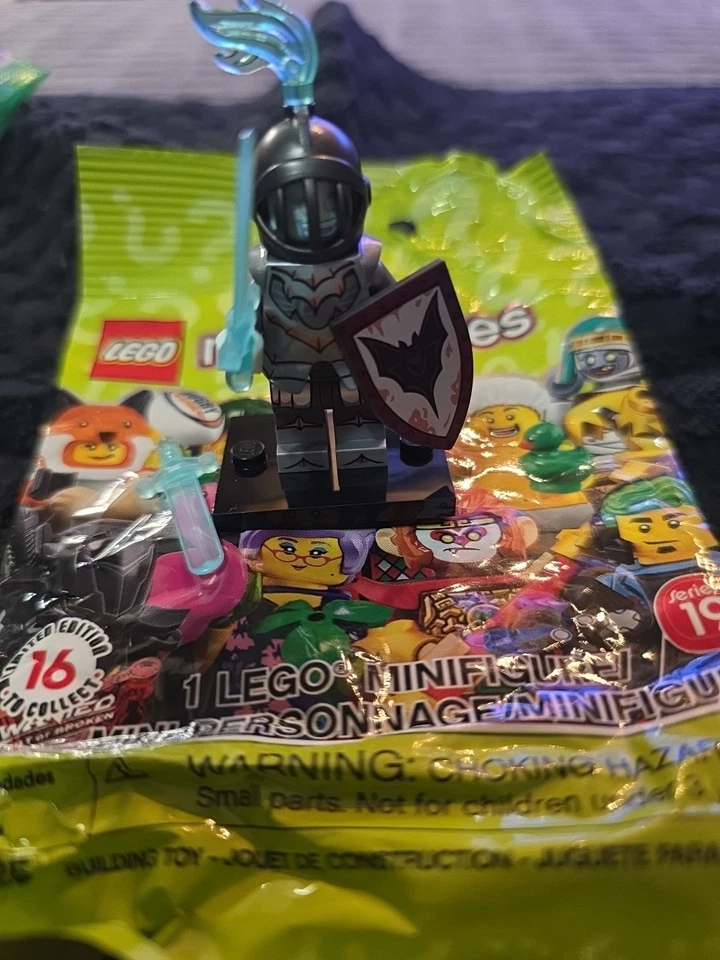 LEGO Series 19 Collectible Minifigures 71025 - Fright Knight - Image 2 of 4