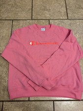 Champion Pink Crewneck Sweatshirt Women  s Medium Logo Pullover Fleece Athleisure