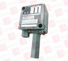 ALLEN BRADLEY 836T-T262J / 836TT262J (IN BOX)