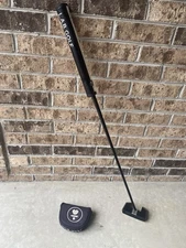Left Hand Lab putter