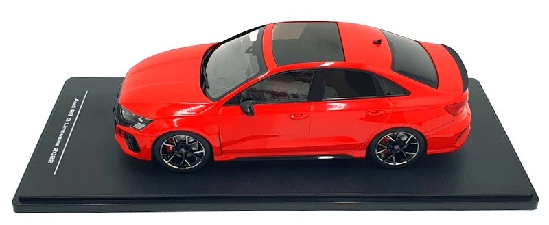 IXO Modelos Escala 1/18 Diecast 18002 - Audi RS3 2022 Limusina - Rojo Foto 4 de 4