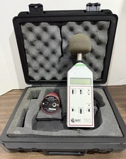Quest Technologies Model 2700 Impulse Sound Level Meter W/Calibrator CA-12B