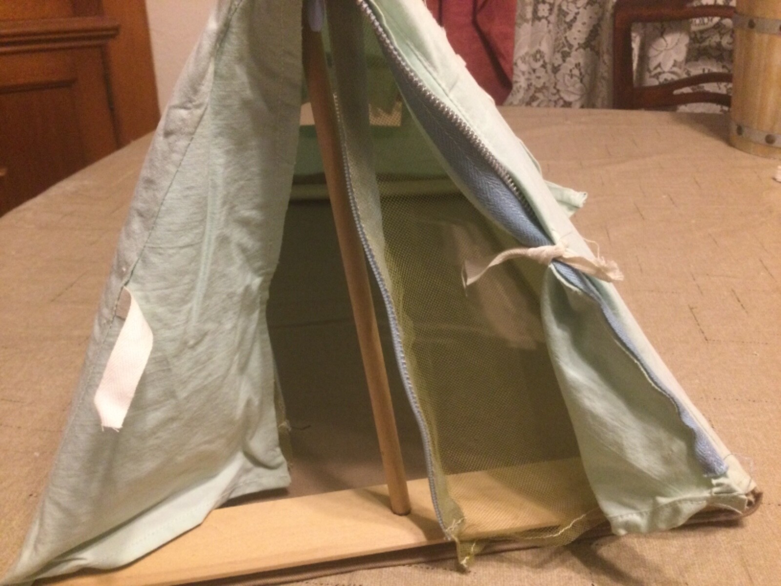 Picture 2 of 5