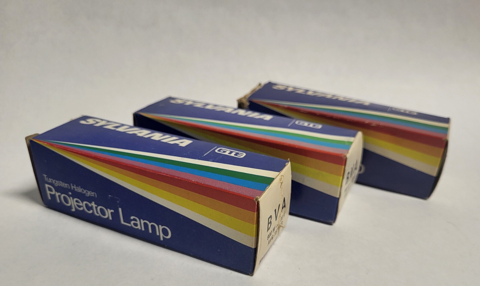 Ushio BVA 900W Projektorlampe – 120V, GY9.5 Sockel, 3300K, Für Bühnen- & Studiobeleuchtung
