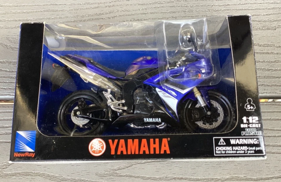 NEW-RAY 1/12 SCALE BLUE & BLACK 2008 YAMAHA YZF-R1 RACE MOTORCYCLE # 01358 NIB - Image 4 of 4