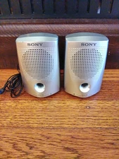 Sony SRS-P7 Portable Mini Speakers for Computer iPod MP3 Player CD Player Phone