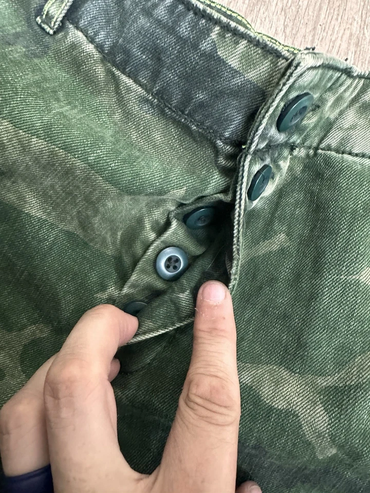 We The Free People Verde Commander Denim Camuflaje Botón Mosca Corte Talla 8 Foto 3 de 4