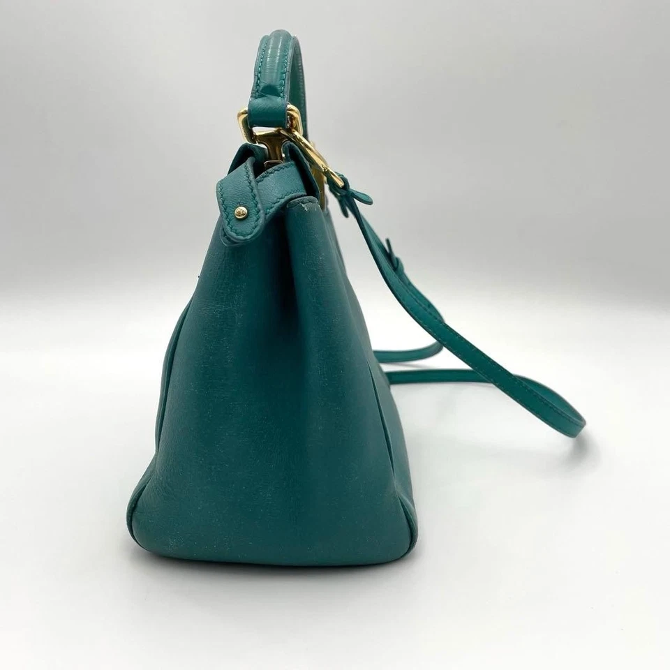 Popular Modelo FENDI Peekaboo Couro Pequeno 2 Vias - Imagem 3 de 4